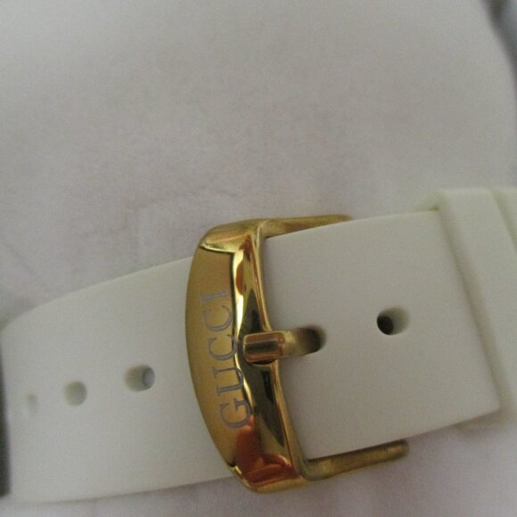 GUCCI DIVE NEW 40MM WHITE FELINE HEAD DIAL RUBBER MEN'S / UNISEX WATCH YA136322 - Picture 8 of 8